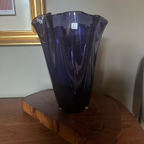 Design Guild Polish Purple Fluted Edge Vase - Picture 5 of 5